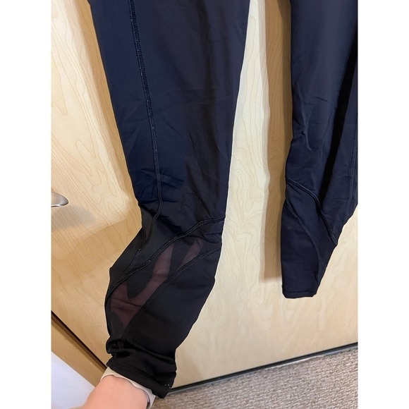 Lululemon Mesh Leggings - Picture 4 of 5